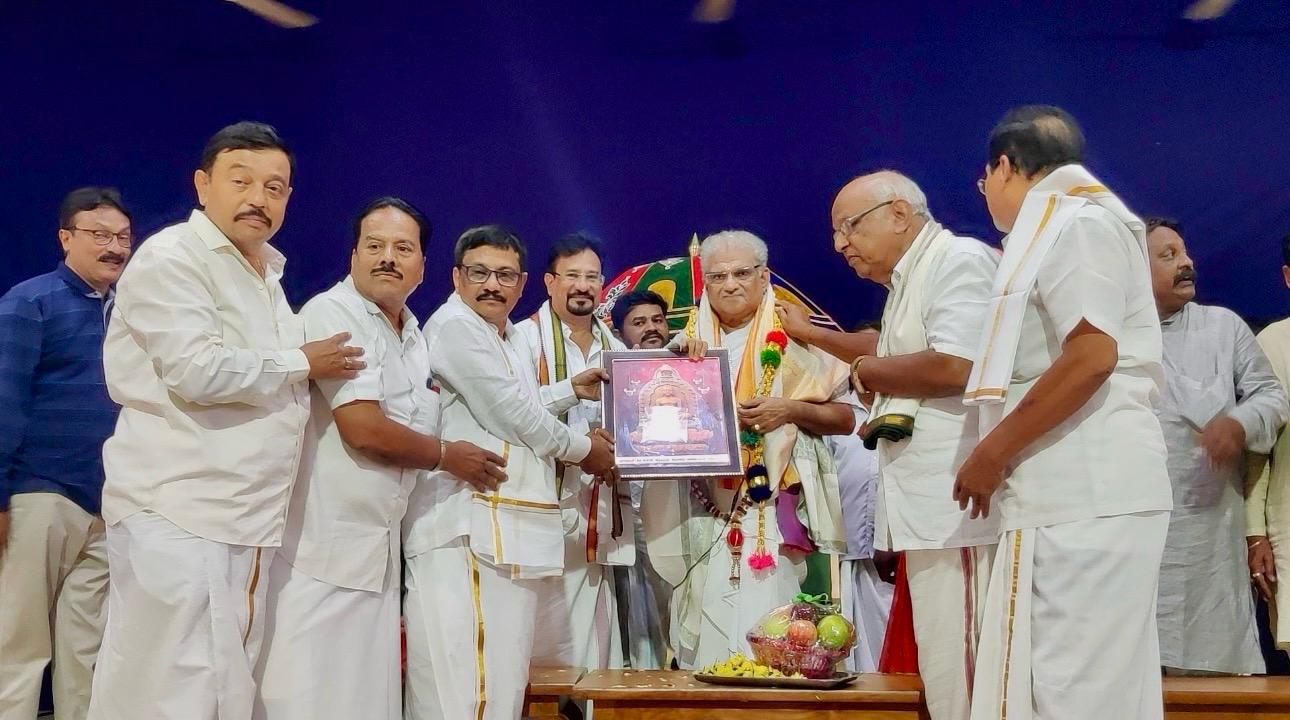 ಪದ್ಮಭೂಷಣ ರಾಜಶ್ರೀ ಧರ್ಮಾಧಿಕಾರಿ ವೀರೇಂದ್ರ ಹೆಗ್ಗಡೆಯವರಿಗೆ ಧರ್ಮಸ್ಥಳದಲ್ಲಿ ಗೌರವ ಸಮರ್ಪಣೆ